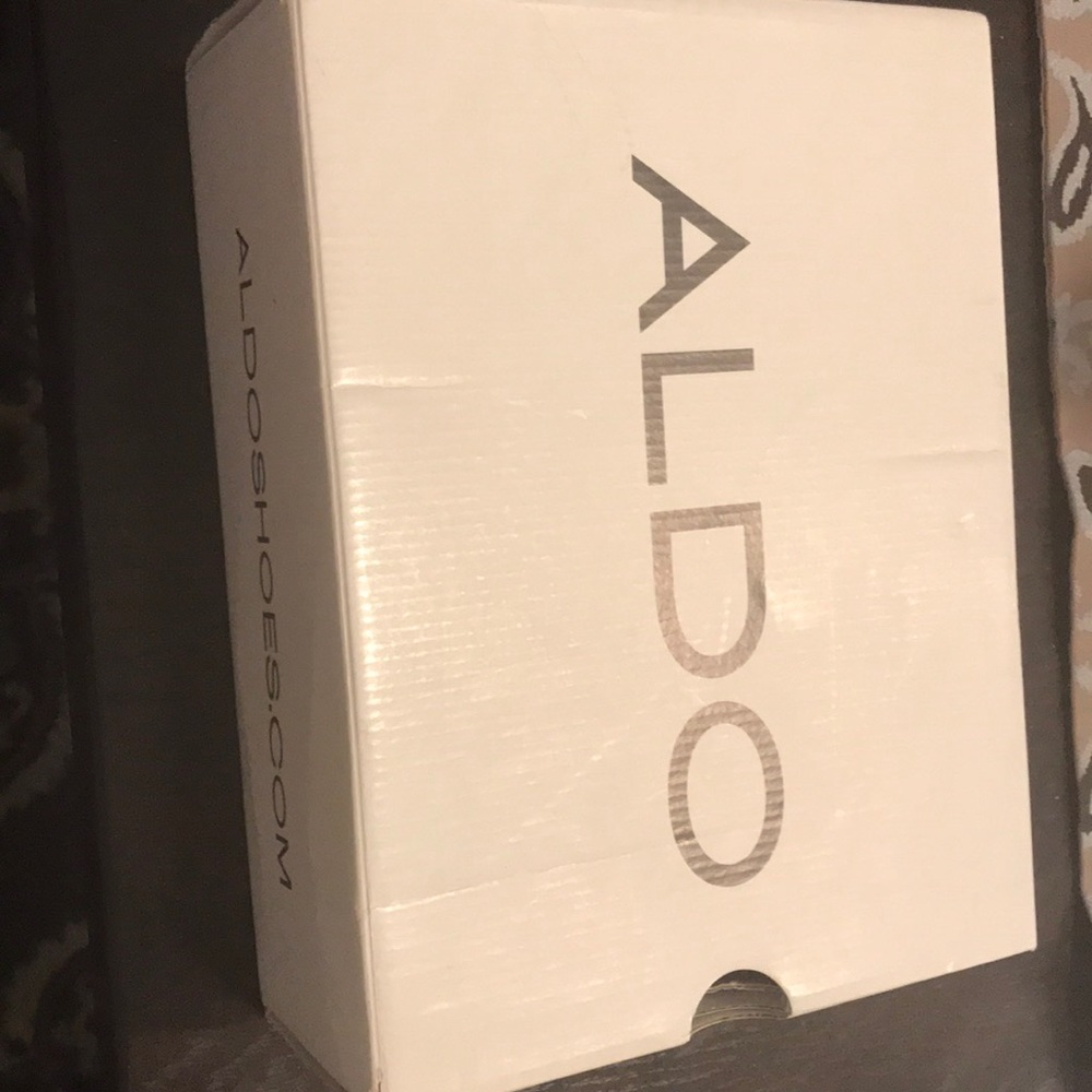 Aldo Sandals